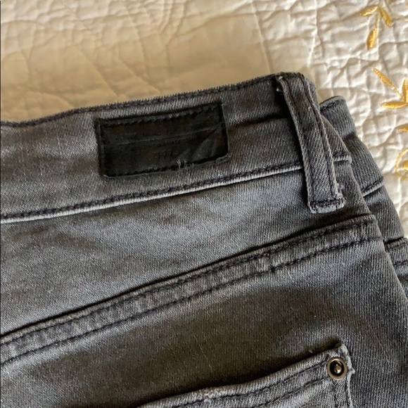Zara Basic Jeans Size 4 - Picture 7 of 7